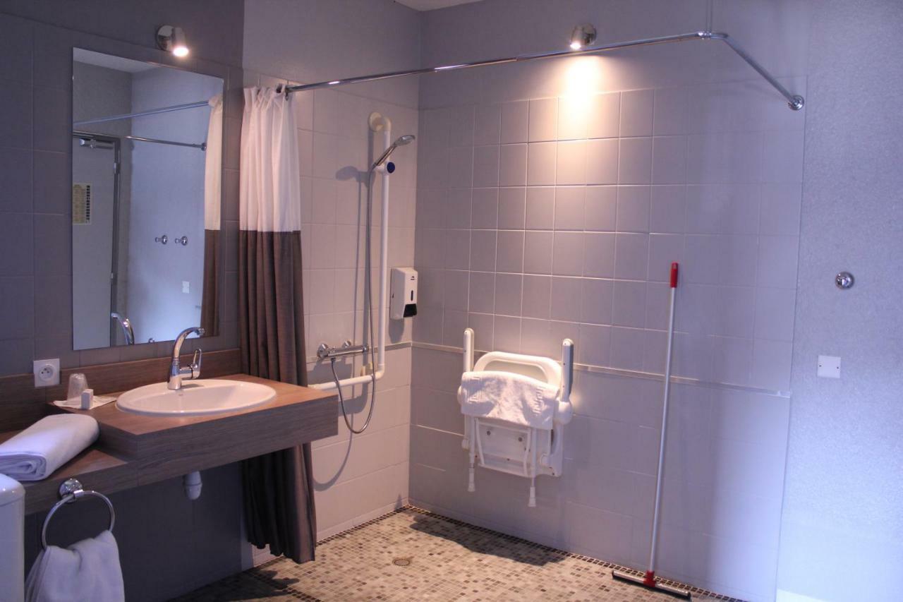 Bel Hotel Saint-Nicolas-de-Redon エクステリア 写真